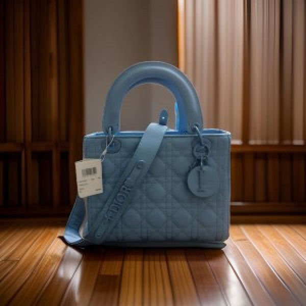 Chriistian Diiorr Lite Cannage Ultra Matte Handbag with premium quality box