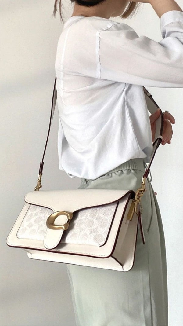 Tabby Shoulder Bag 26 With Signature Canvas