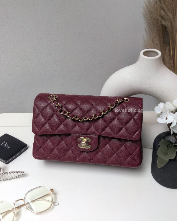 Channel Paris jumbo sling bag premium quality with box