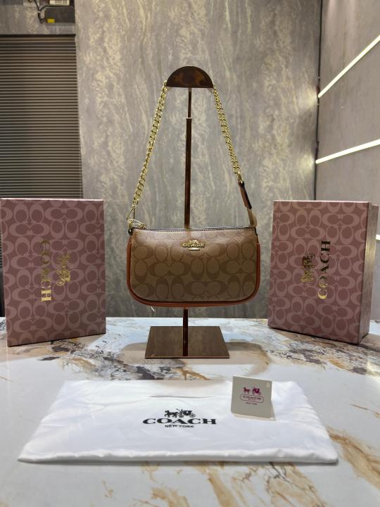 Coach Nolita 19 daisy appliqu with box