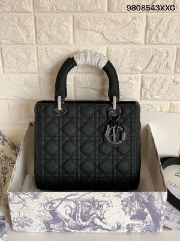 Dior lady my d lite e luxurious quality with og box & dust bag