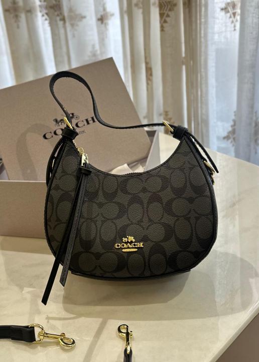 Coach kleo hobo bag in signature canvas bag with box