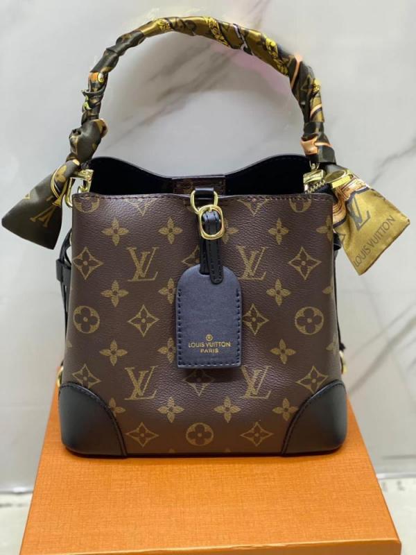 Louiis vuiitton Bucket Sling Bag With Box Dust Bag Sling Belt