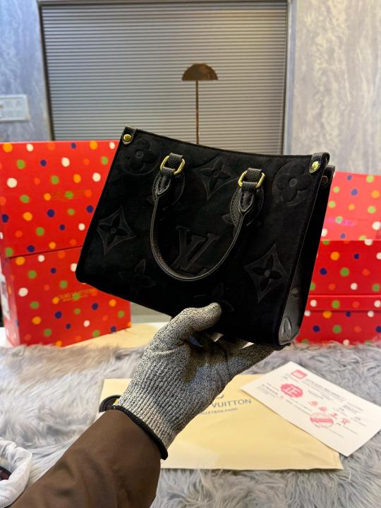Louiis Vuittion On The Go Medium Tote Bag With Box Dustbag Bill