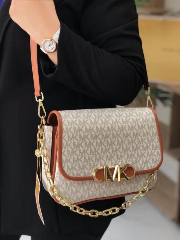 Michaell Kors Parker Shoulder Bag With CarryBag & DustCover