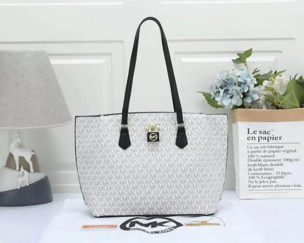 Michael Kors Ruby Large Logo Tote Bag black