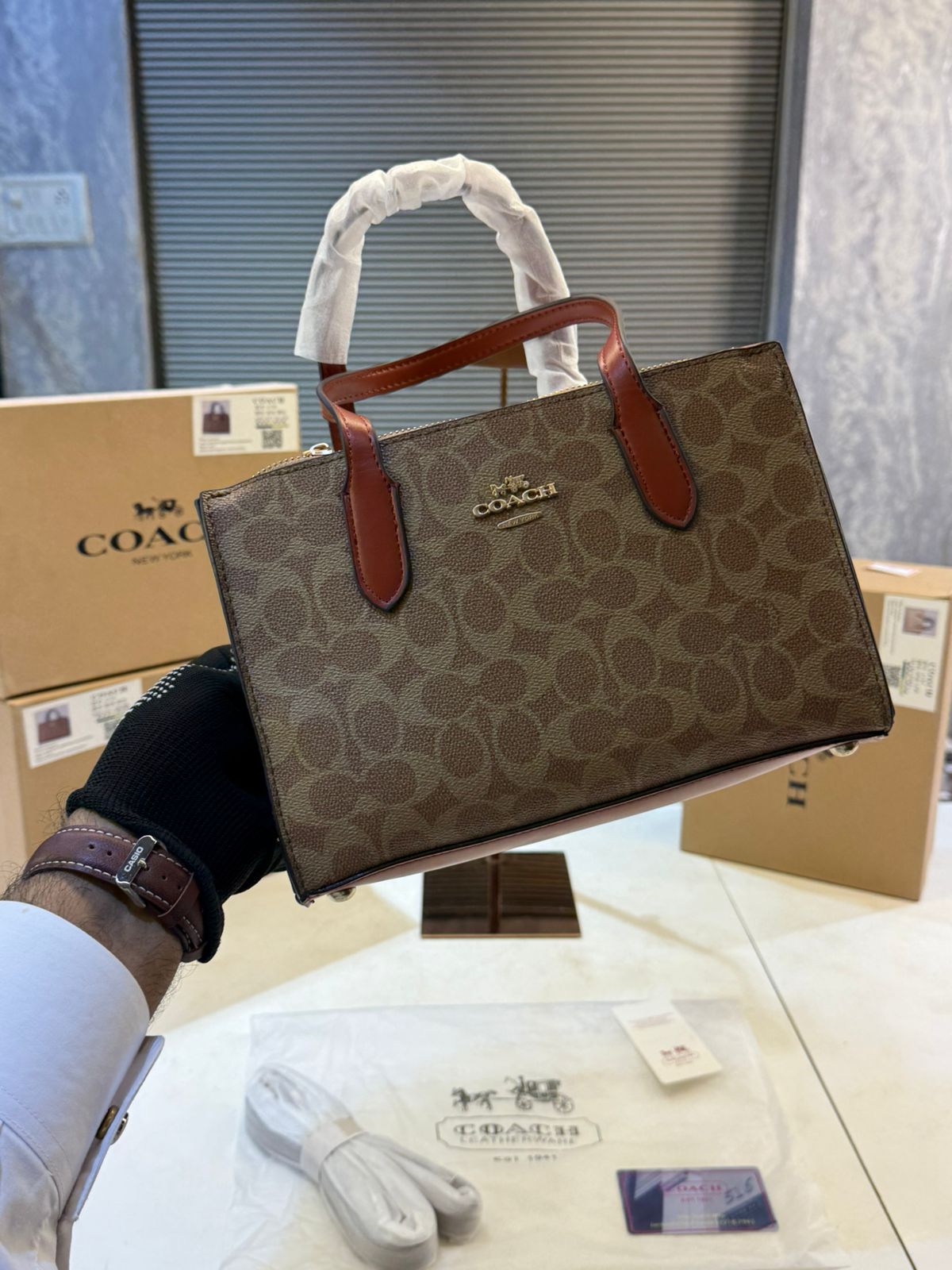 Coach city tote bag with og box (Copy)