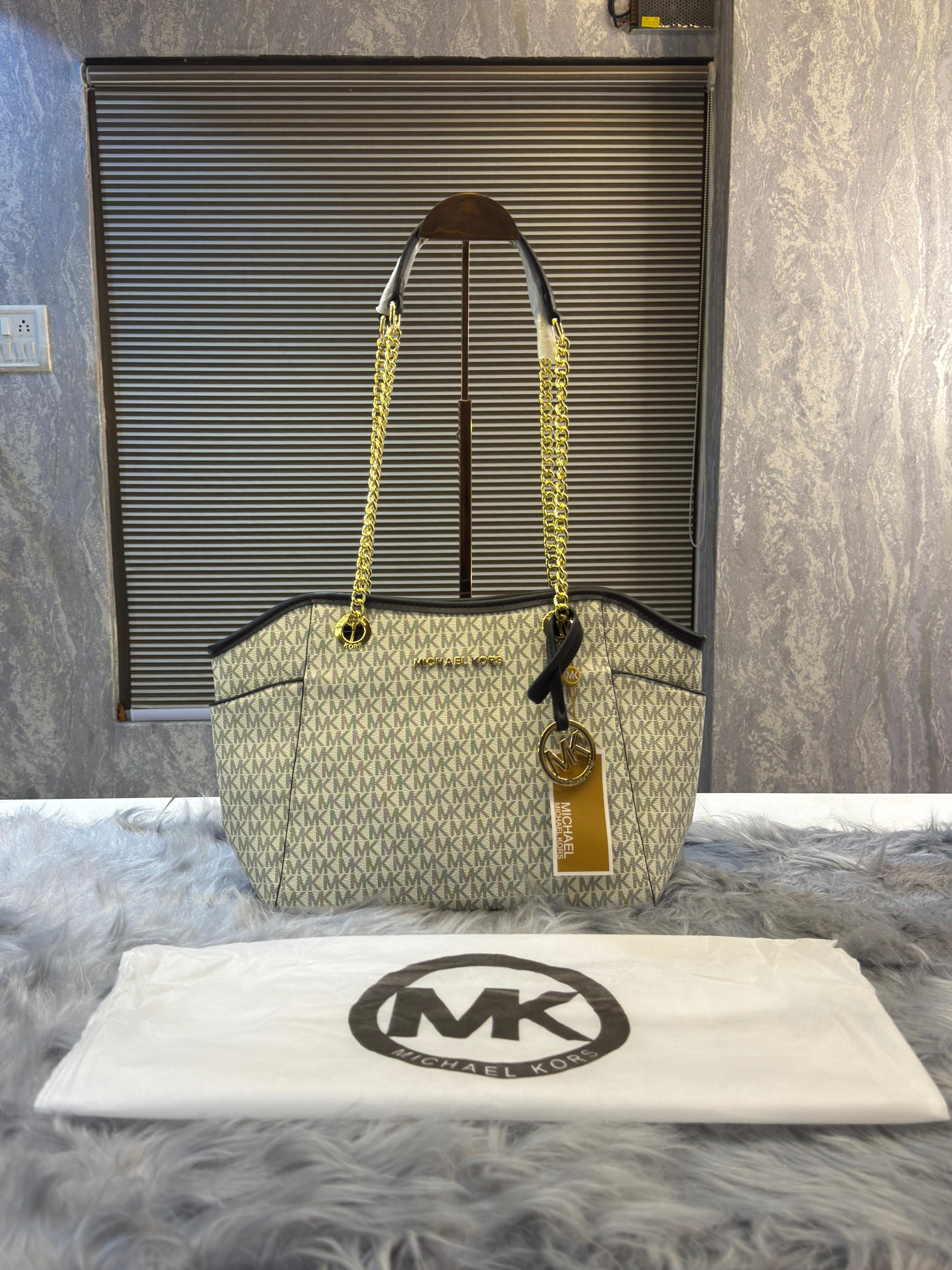 Miichael Korrs Jet Set Travel Chain Shoulder Tote Bag Witch Dust Bag