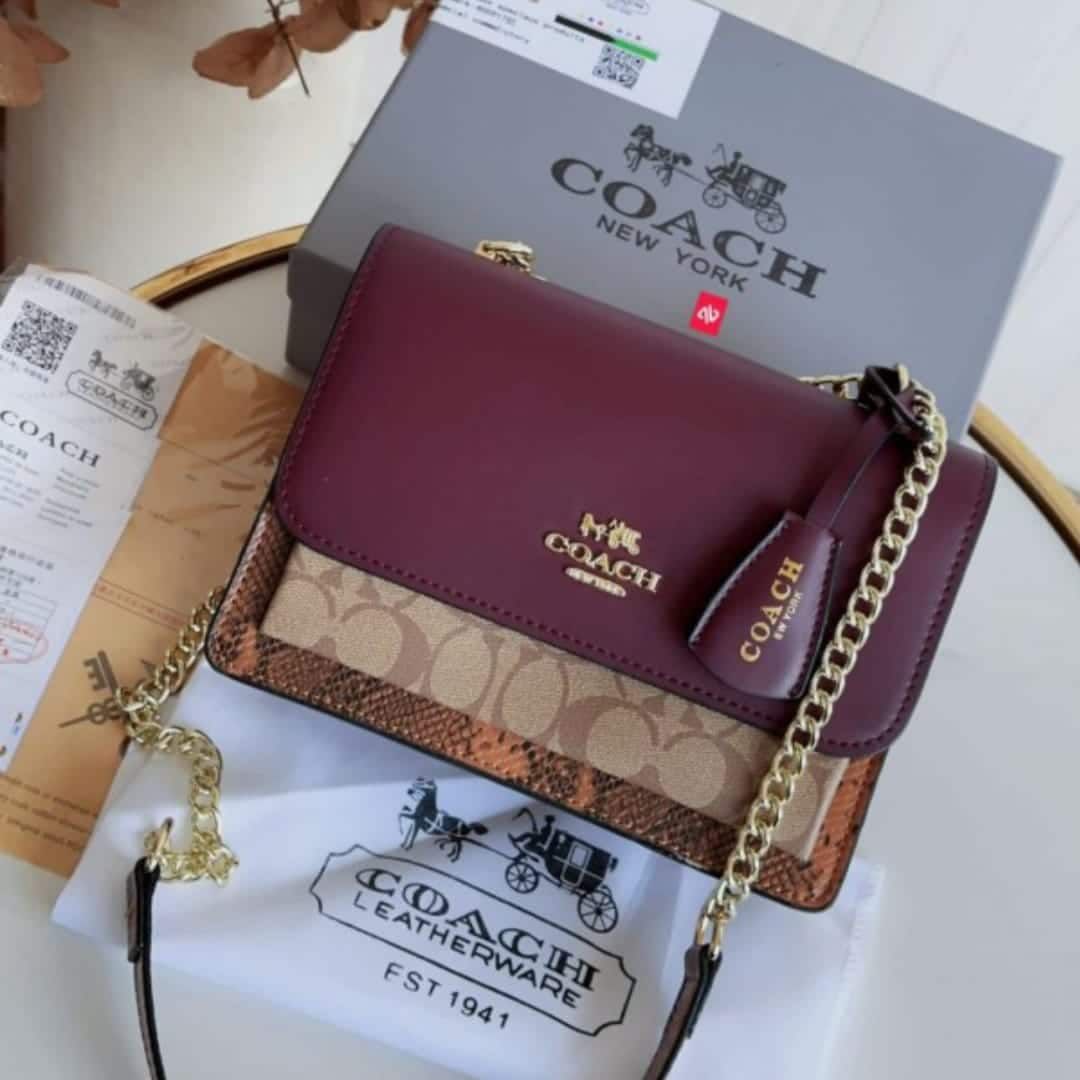 Coach klare crossbody in blocked signature canvas with dubblebox packing