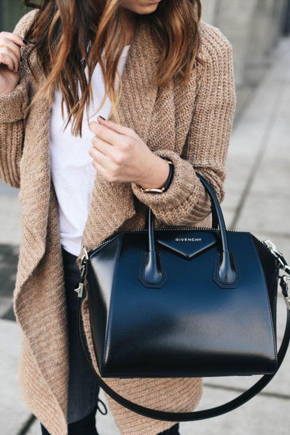 Antigona Toy leather tote bag in black Givenchy