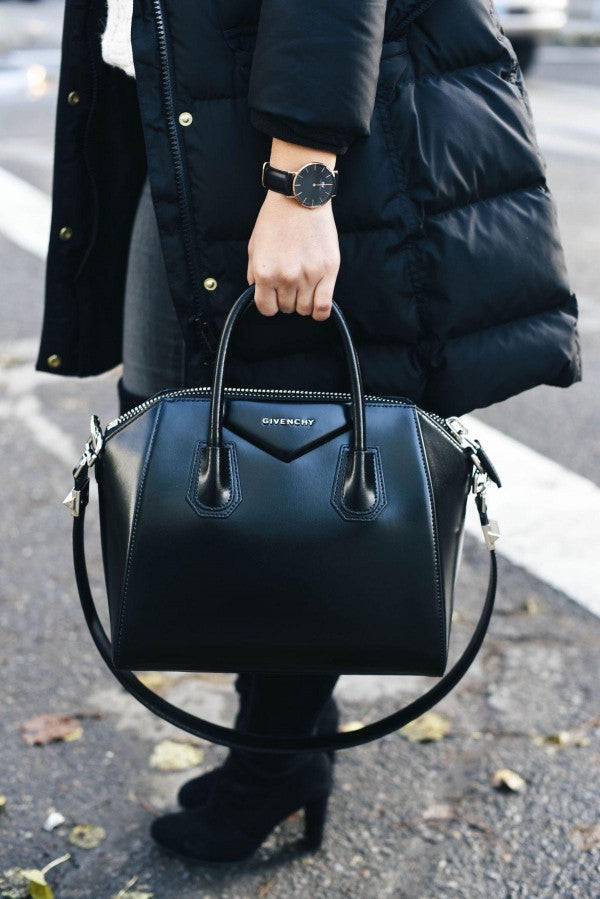Antigona Toy leather tote bag in black Givenchy