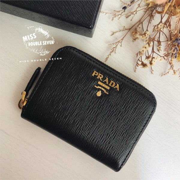 Praada mini wallet with box