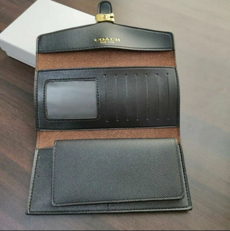 Coaach tabby wallet with box