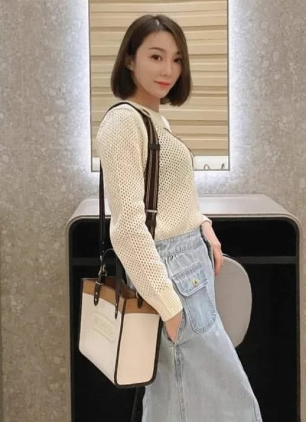 Coach field tote bag with og folding box