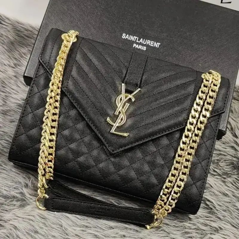 Saint Laurent Envelope Large in Quilted Grain de Poudre Embossed Leather Bag