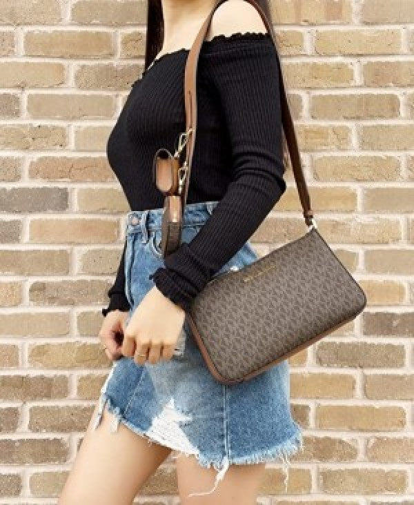 MichaelKors Pochette for Women bag with box