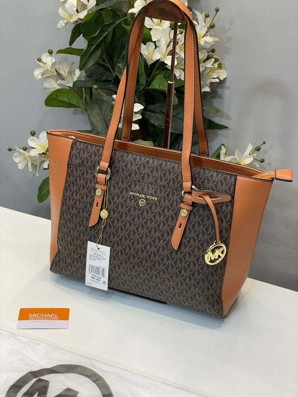 Michael kors suvillan tote bag with dust bag