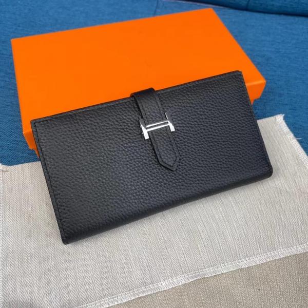 Hermes long Wallet with box