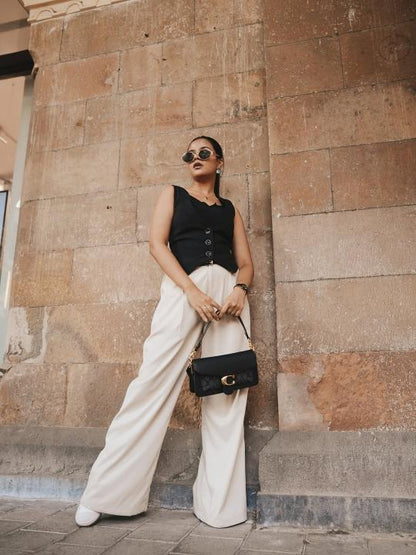 Tabby Shoulder Bag 26 With Signature Canvas