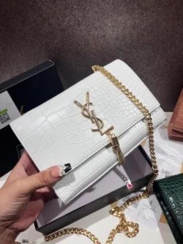 YSL SAINT LAURENT Grain De Poudre Matelasse Chevron Medium Monogram Satchel Black with box