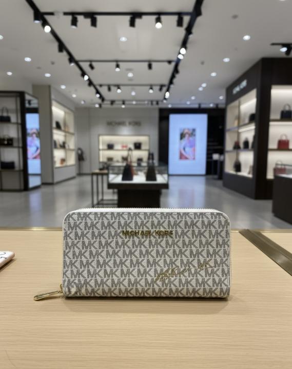 michael kors Zipper Wallet For Women With Box