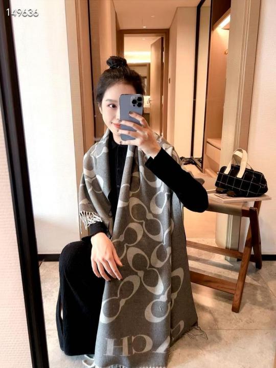 coach Vuitton Premium Unisex Woollen Stole withbox