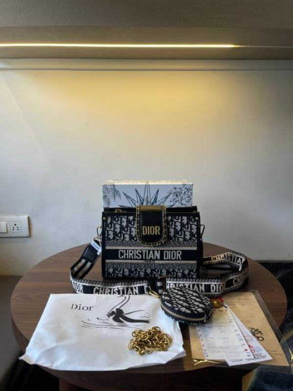 Christian dior camps lingbag with ogbox dustbag scarf etc