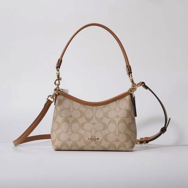Coach Lauren Hobo Tote With Dust Cover