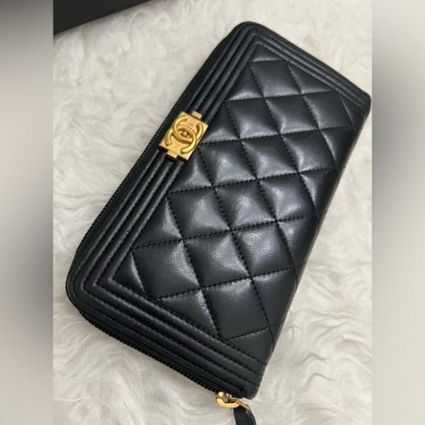 Chanel wallet with box premium quality
