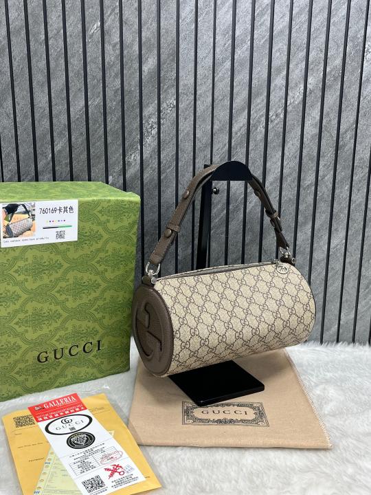 Guccii GG Supreme Round Vanity Crossbody Bag With Box