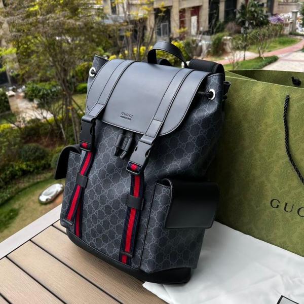 Gucci Hudson Backpack In Blocked Signature Canvas