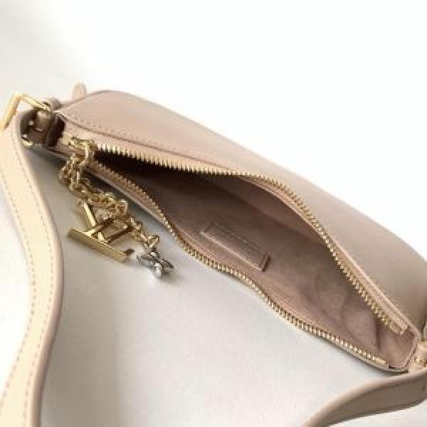 Louiis Vuitton pochette bloom with box