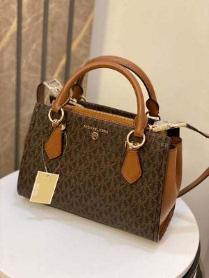 Michaell Korrs Marilyn Stachel Bag With og box Sling belt