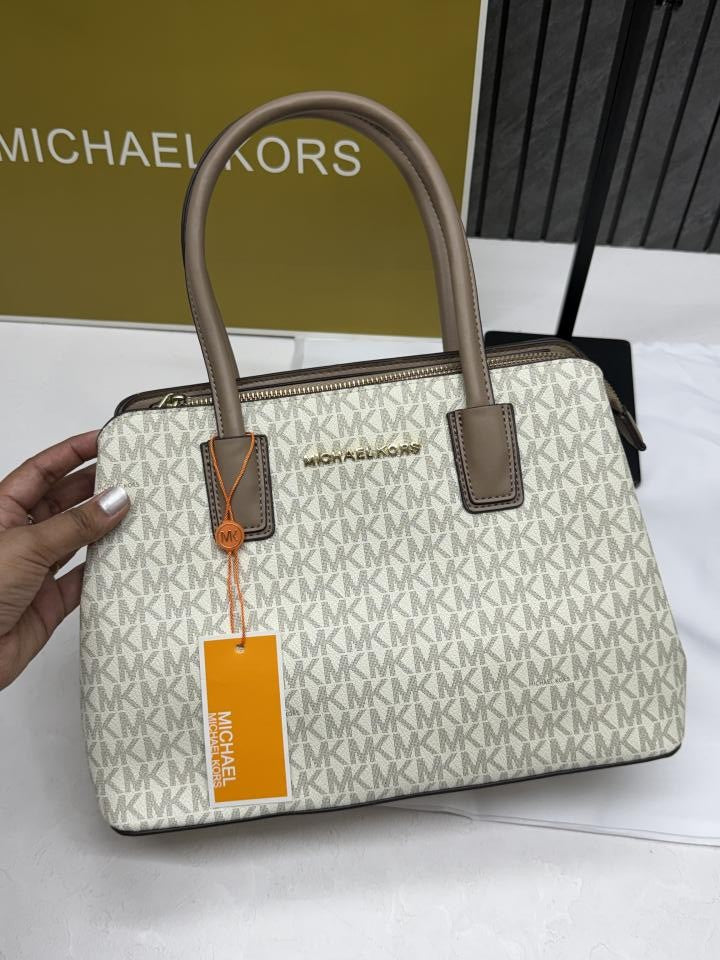 Michaell Kors Medium Satchel Bag With Og DustCover &amp; CarryBag