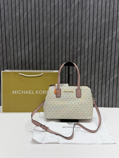 Michaell Kors Medium Satchel Bag With Og DustCover &amp; CarryBag