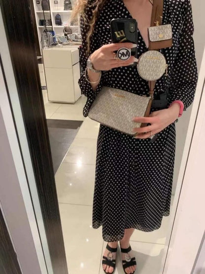 MichaelKors Pochette for Women bag with box