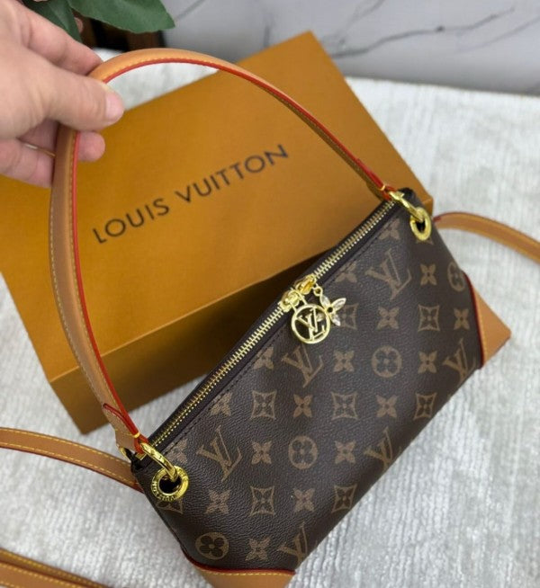 Louis Vuitton Bolsa Soul Trunk East West with box
