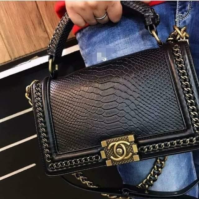 CHANEL LE BOY SIMMER HANDBAG WITH MAGNETIC BOX PREMIUM QUALITY
