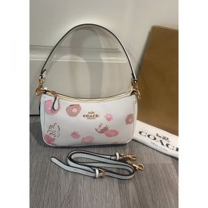 Coach teri premium shoulder bag highend with original box premium packing(with kitchen)