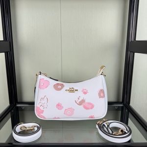 Coach teri premium shoulder bag highend with original box premium packing(with kitchen)