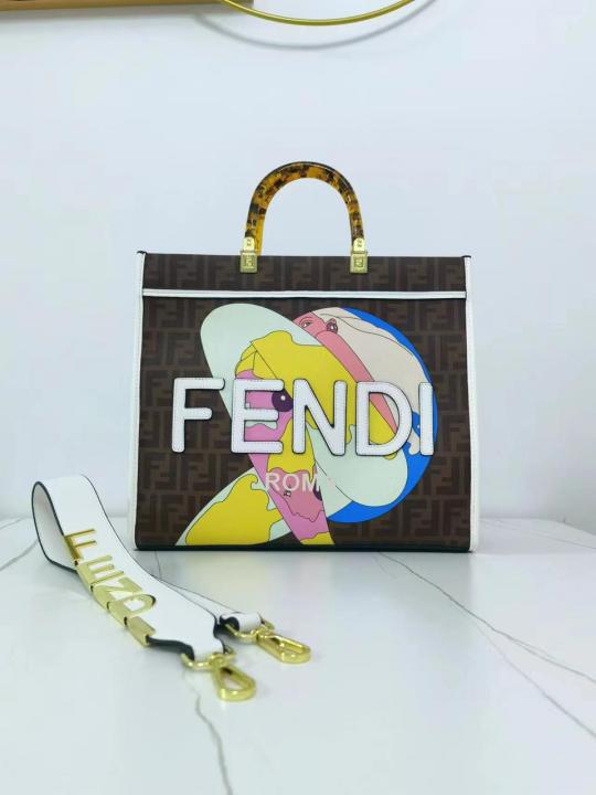 Fendi roma sunshine large size tote bag with dust cover