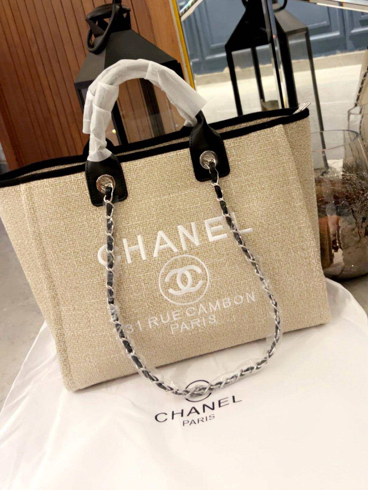 Channel Small Deauville Tote Bag With Dust Cover premium quality
