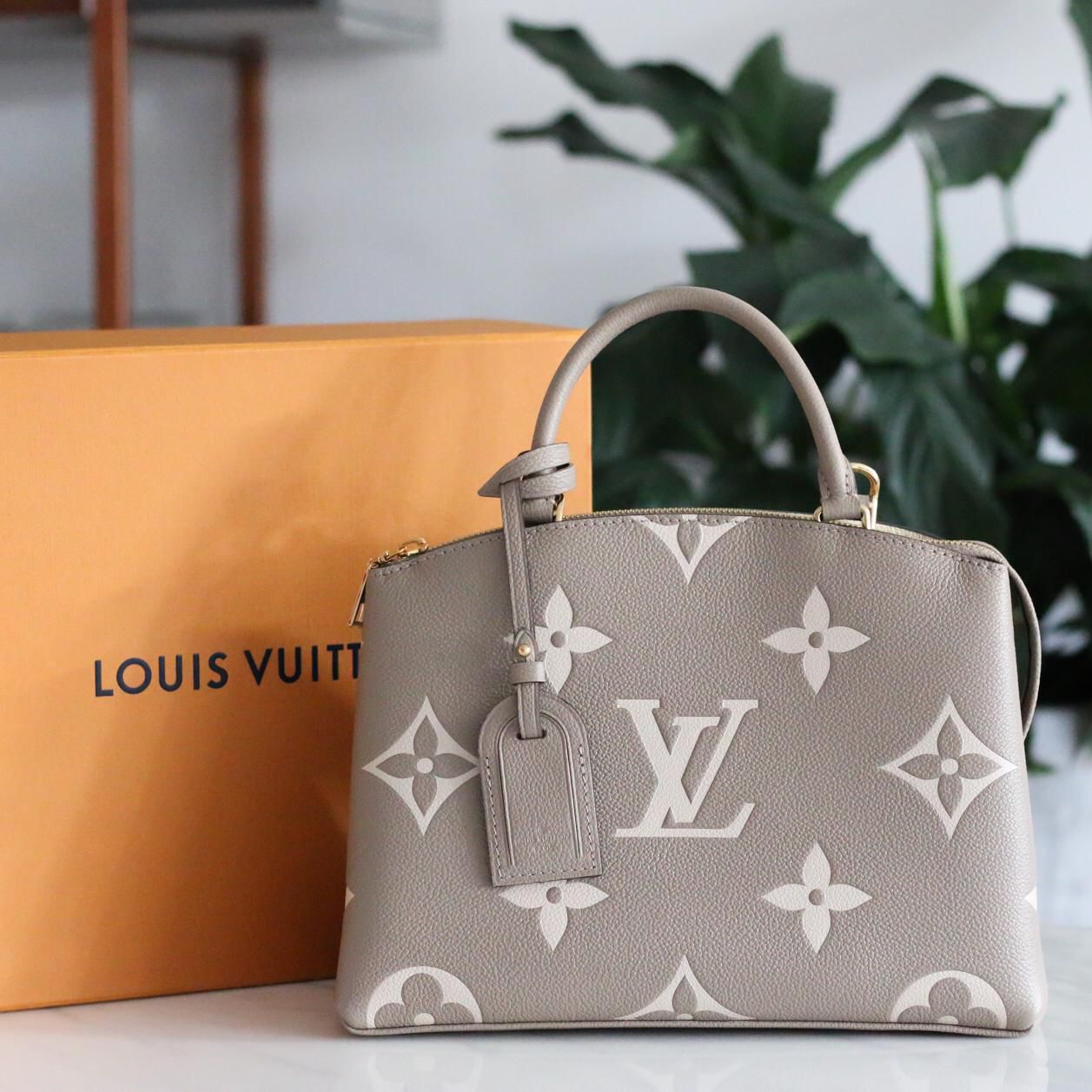 LOUIIS VUIITTON PETITE PALAIS DUBBLE BOX PACKING