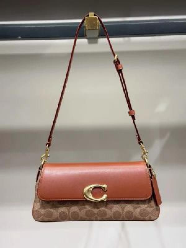 Coachh shoulder bag in calf leather with box premium quality