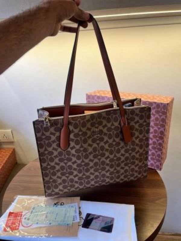 Coacch nina tote bag premium quality with box